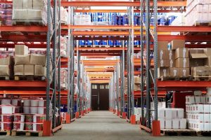Palettenhandling mit Regalbediengeräten